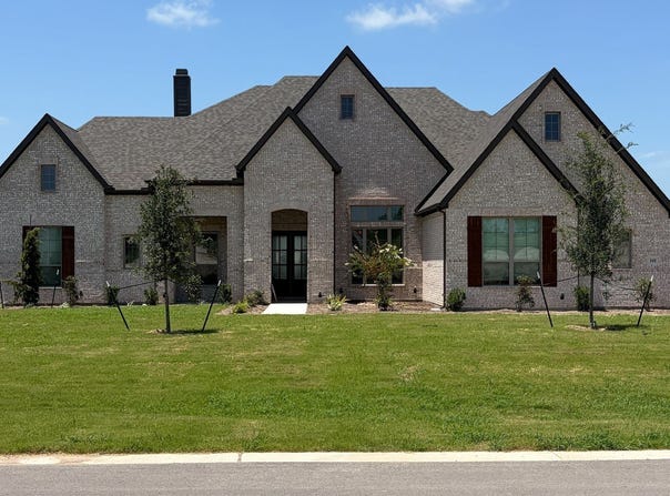 141 Lavish Lane, Lorena, TX 76655