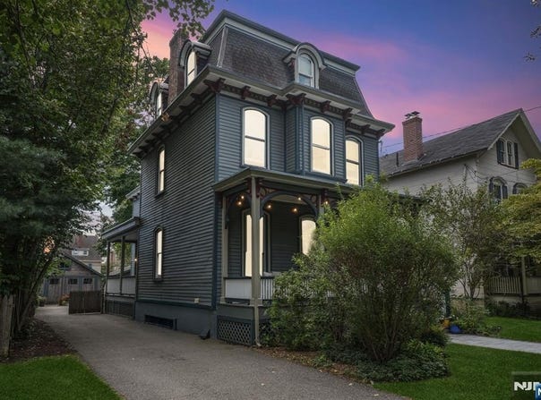 46 Monroe Place, Bloomfield, NJ 07003