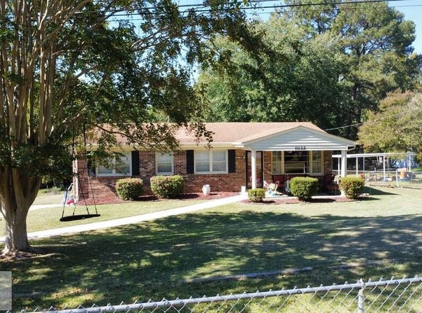 1032 RIDGECREST DR, Danville, VA 24540