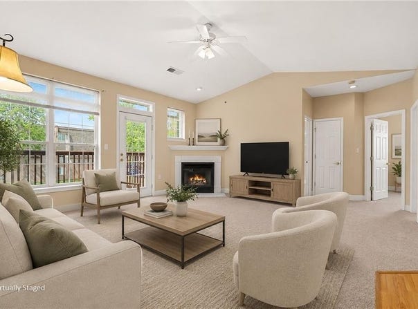 17201 E 32nd Street S, Independence, MO 64055