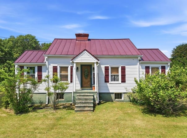 378 S Five Forks Road, Monroe, VA 24574
