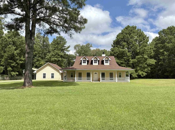 251 Oden Dr., Waskom, TX 75692
