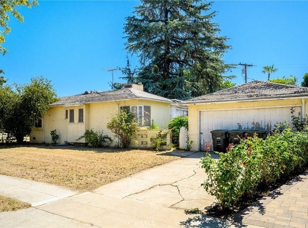 821 Kellogg Avenue, Glendale, CA 91202