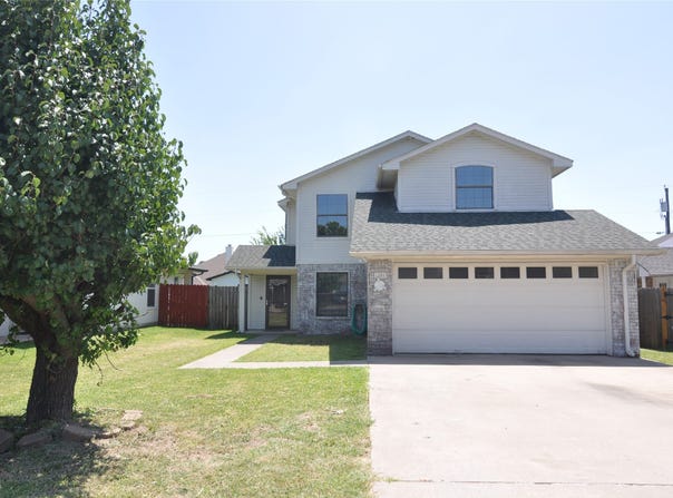 1805 Sharon Drive, Corinth, TX 76210