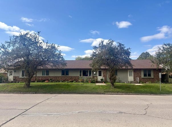 1122 Main St, Manson, IA 50563