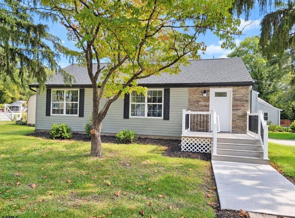 705 Pine Street, Galloway Township, NJ 08215