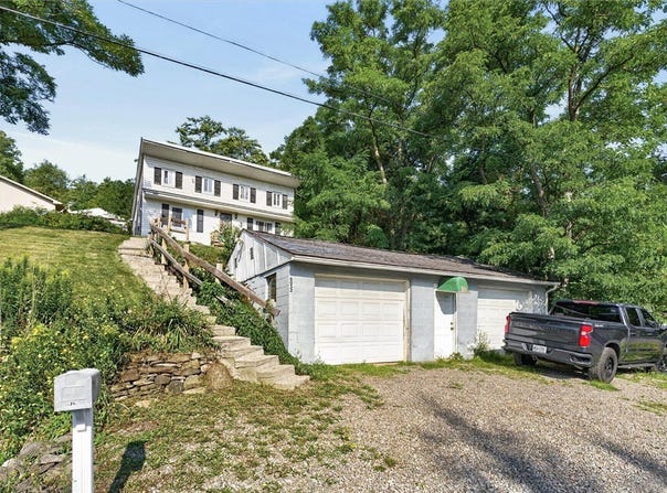 6052 N Old West Lake Road, Honeoye, NY 14471