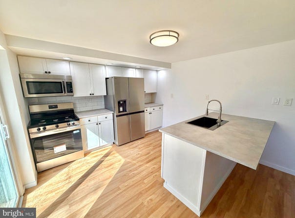 212 3RD Avenue, NEWTOWN SQUARE, PA 19073