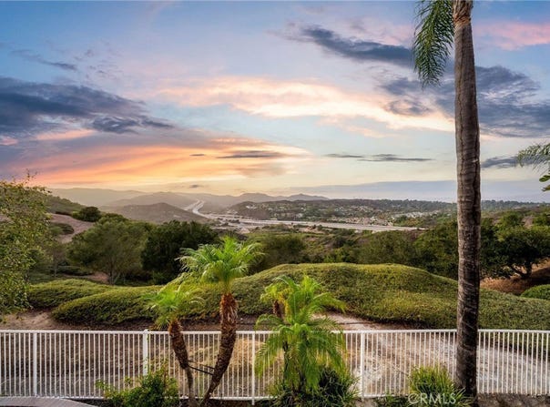 35 Hollyleaf, Aliso Viejo, CA 92656