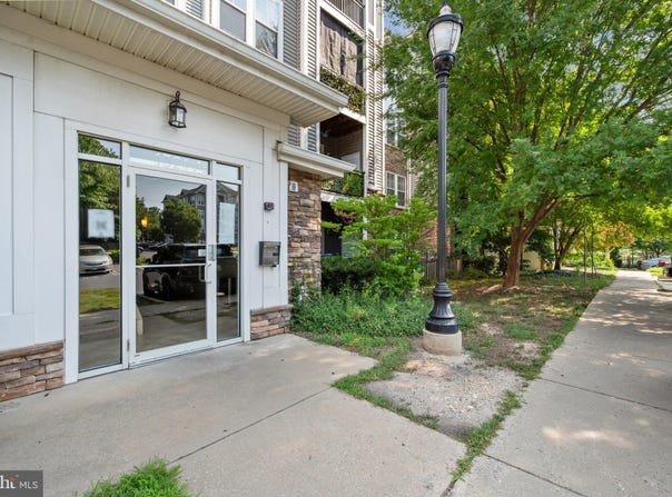 1321 KAREN Boulevard, CAPITOL HEIGHTS, MD 20743
