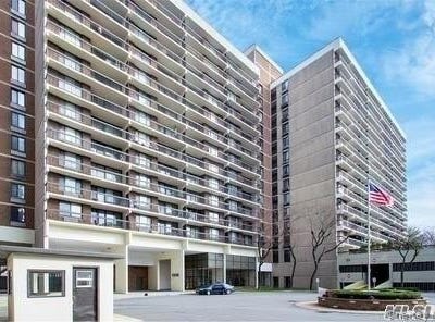 152-18 Union Turnpike, Flushing, NY 11367