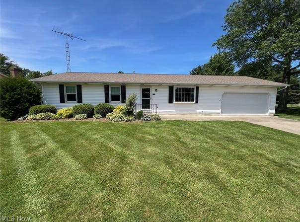 1018 Foxmoor Lane, Ashland, OH 44805