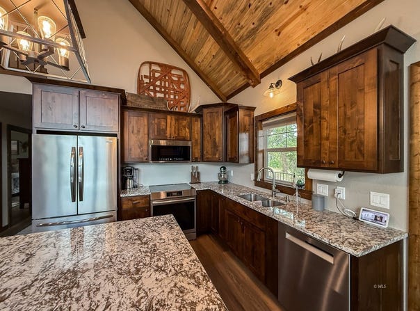 741 Junkins Loop, Westcliffe, CO 81252