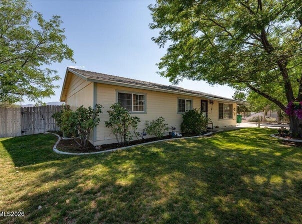 100 Ring Road, Dayton, NV 89403