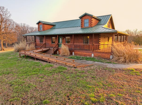 13585 County Rd Aa, Walker, MO 64790