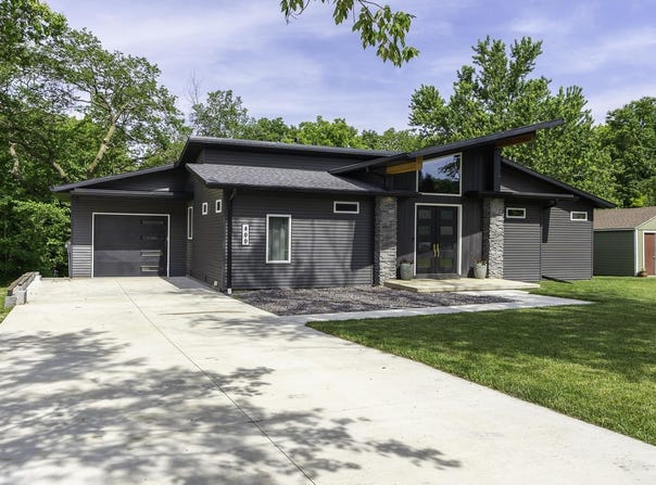 400 PEACH Street, Washington, IL 61571