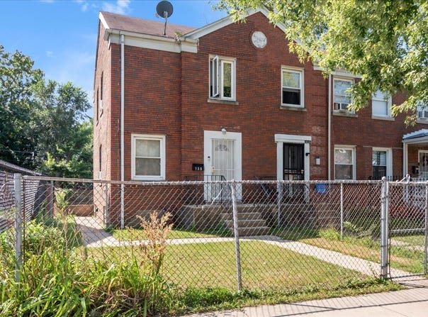 735 E 105th Place, Chicago, IL 60628