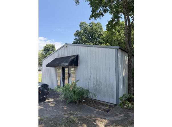 910 W SOUTH Street, Benton, AR 72015
