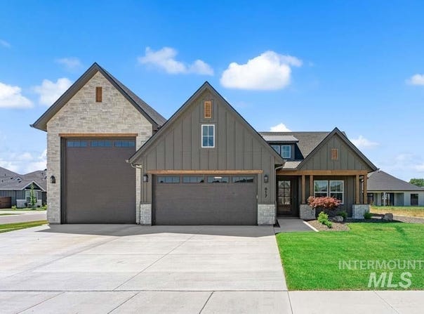 817 N Gracie Avenue, Eagle, ID 83616