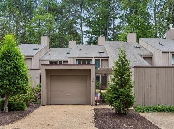 104 Harrops Glen, Williamsburg, VA 23185
