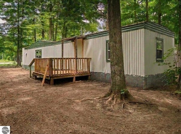 4519 E Mobile Trail, Traverse City, MI 49685