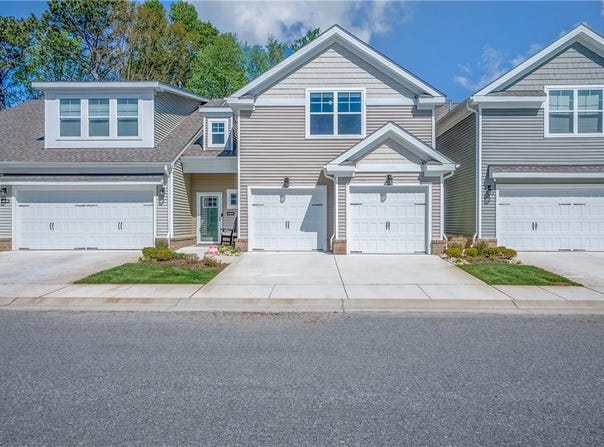 4646 Longleaf Place, Chesapeake, VA 23321