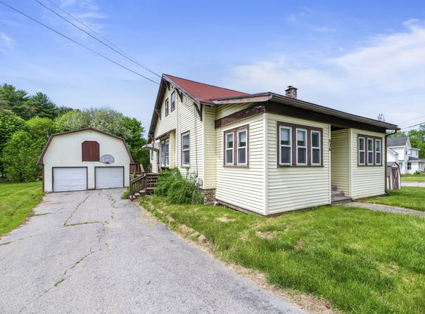 826 Riverside, Augusta, ME 04330
