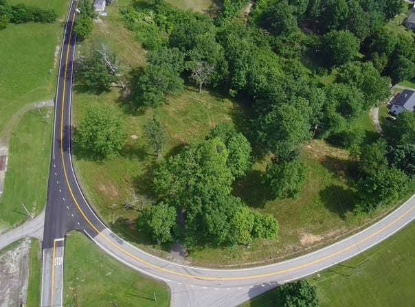 6138 Holy Cross Rd., Loretto, KY 40037