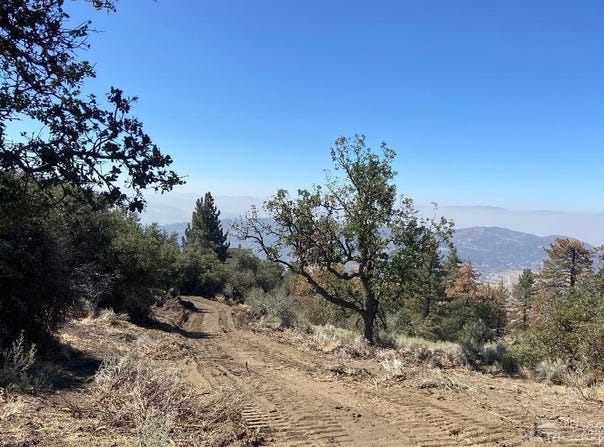 25350 Paramount Dr, Tehachapi, CA