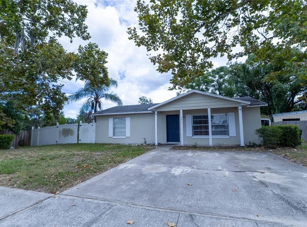 2011 ADAIR Street, OCOEE, FL 34761