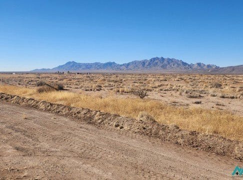 S Palo Verde Road E, Deming, NM 88030