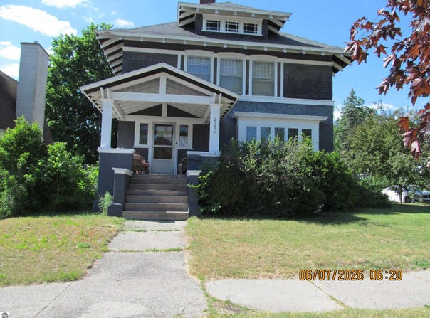 223 Howard, Cadillac, MI 49601
