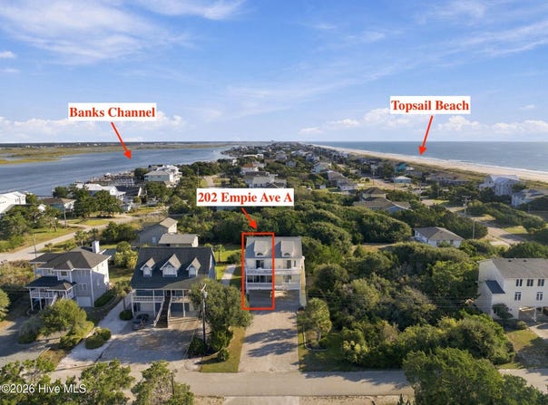 202 Empie Avenue, Topsail Beach, NC 28445