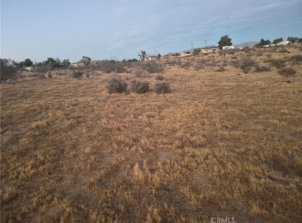 Itoya Vista, Apple Valley, CA 92308