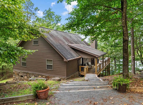 300 Sally Ann Drive, Shirley, AR 72088