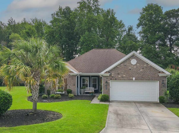 697 Ashley Manor Dr., Longs, SC 29568