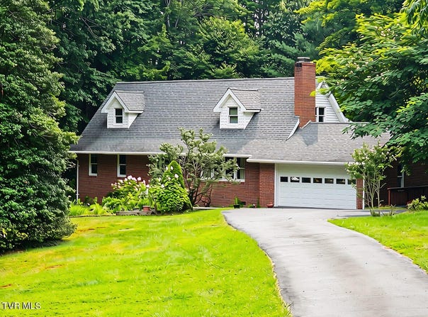 157 SW Straughan Drive, Wise, VA 24293