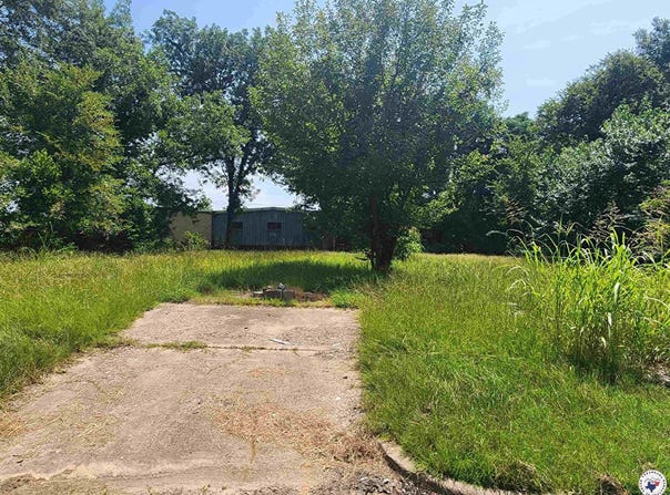 Brown, Texarkana, TX 75501