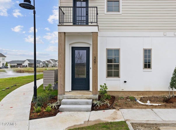 315 Sandstone Avenue, Scott, LA 70583
