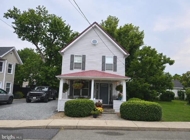 4 WEST Street, BERLIN, MD 21811