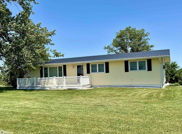 22597 180TH Street, Bloomfield, IA 52537