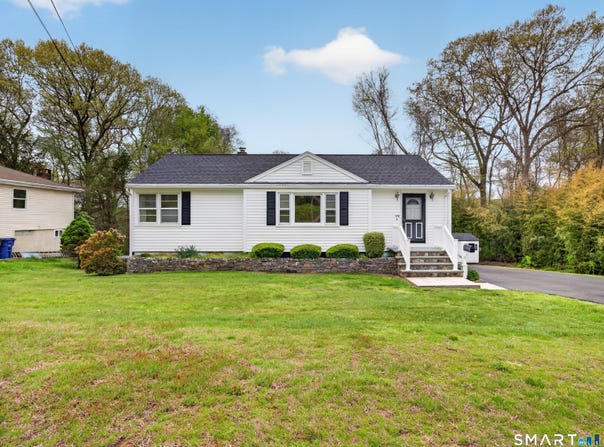 170 Pamela Avenue, Groton, CT 06340