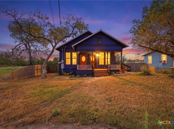 1930 Dreyer Lane, Gonzales, TX 78629