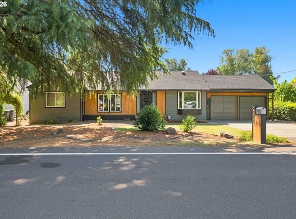390 SUNSET N Ave, Keizer, OR 97303