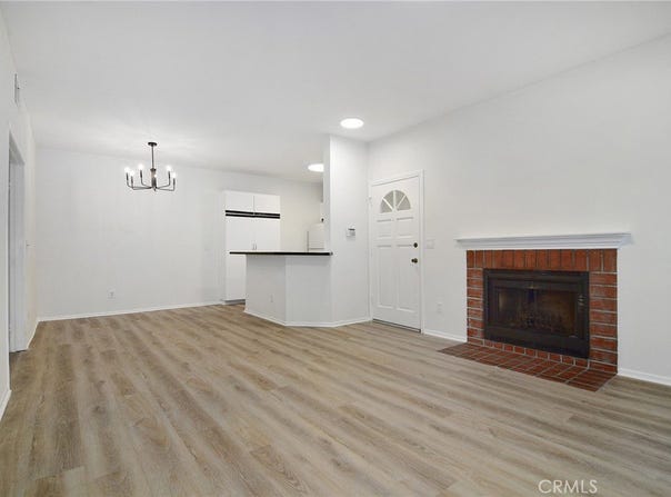 2474 Pleasant Way, Thousand Oaks, CA 91362