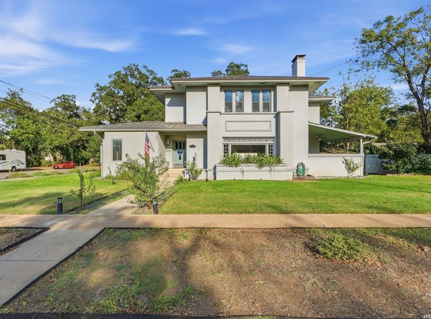 503 S AUSTIN ST, Seguin, TX 78155
