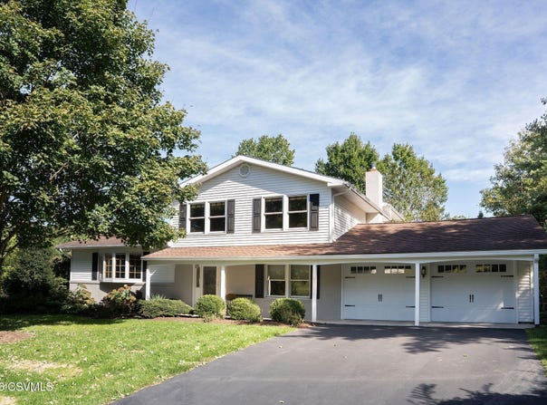 317 HAWTHORNE Drive, Lewisburg, PA 17837