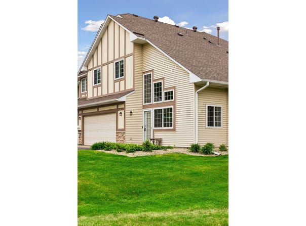 4099 Meadowlark Curve, Eagan, MN 55122