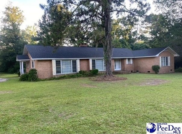 3189 Edwards Dr, Summerton, SC 29148