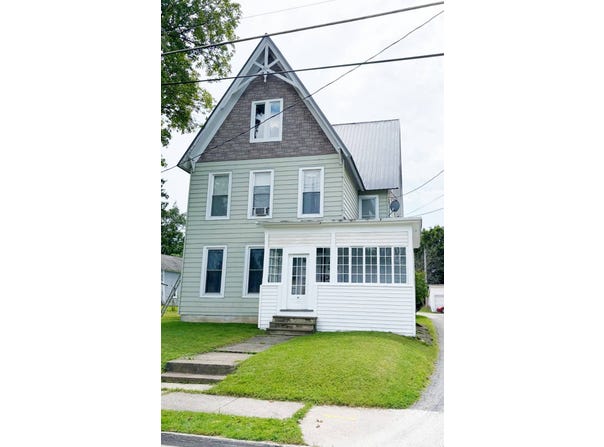 41 Fairview St, Oneonta, NY 13820